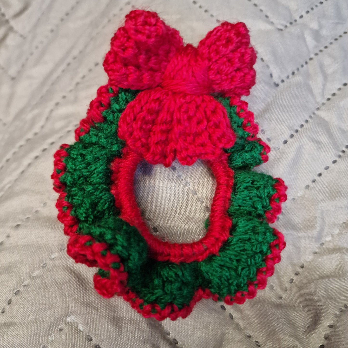 Seasonal Hair Ties – Stylish and Durable