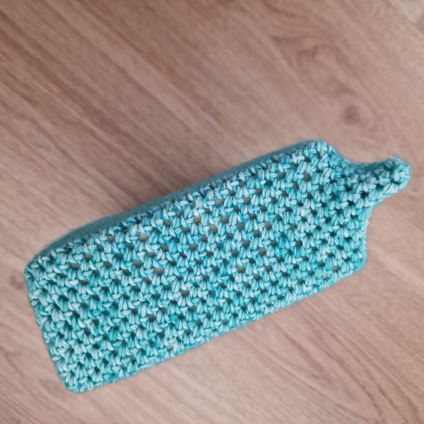Couverture de livre au crochet avec oreilles de chat mignonnes : modèles personnalisés pour les rats de bibliothèque, les lecteurs et les outils de travail