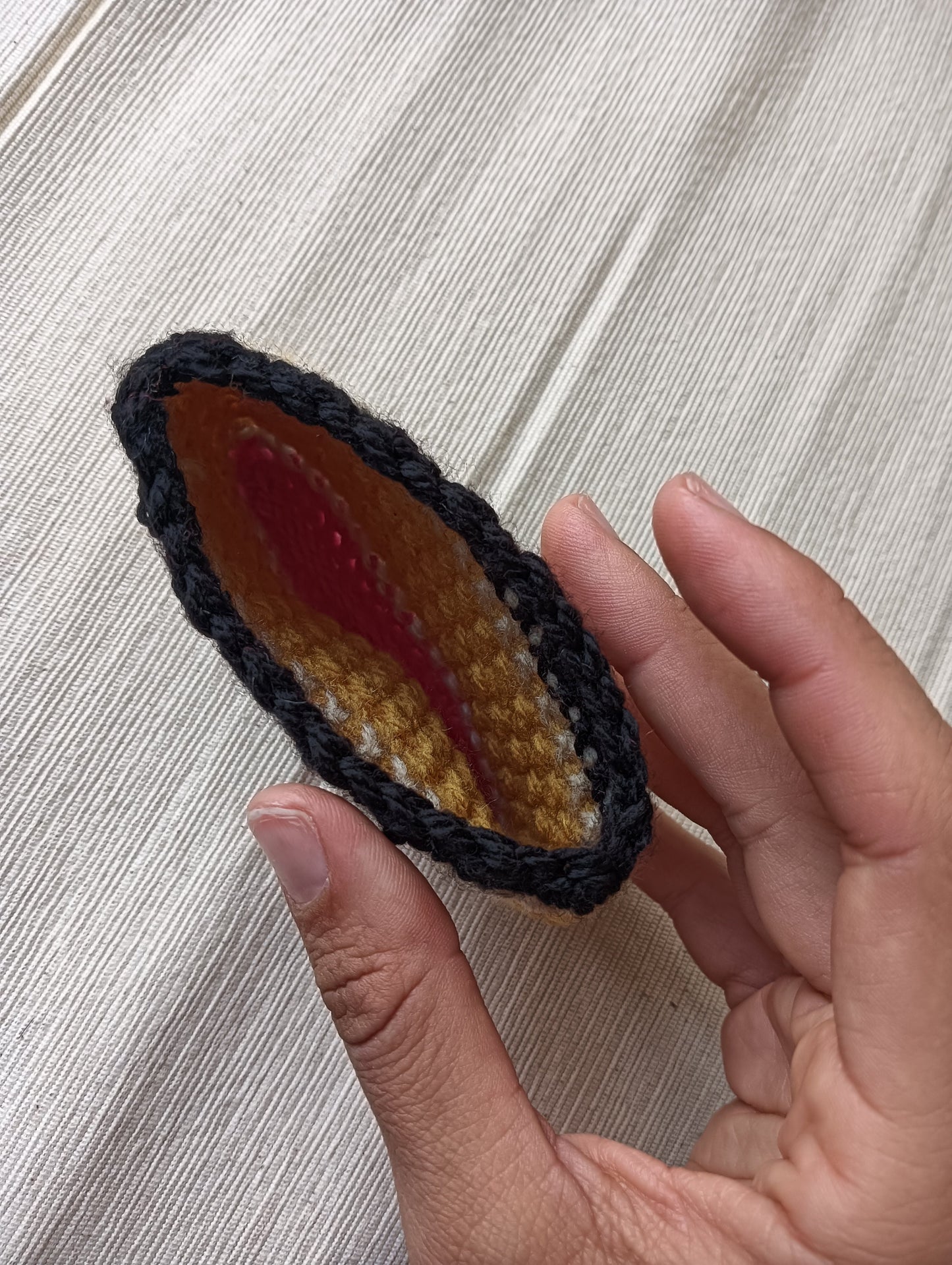 Cadeaux faits main au crochet avec crayon – Portefeuilles, chauffe-tasses, pochettes, housses pour ordinateur portable – Modèles numériques