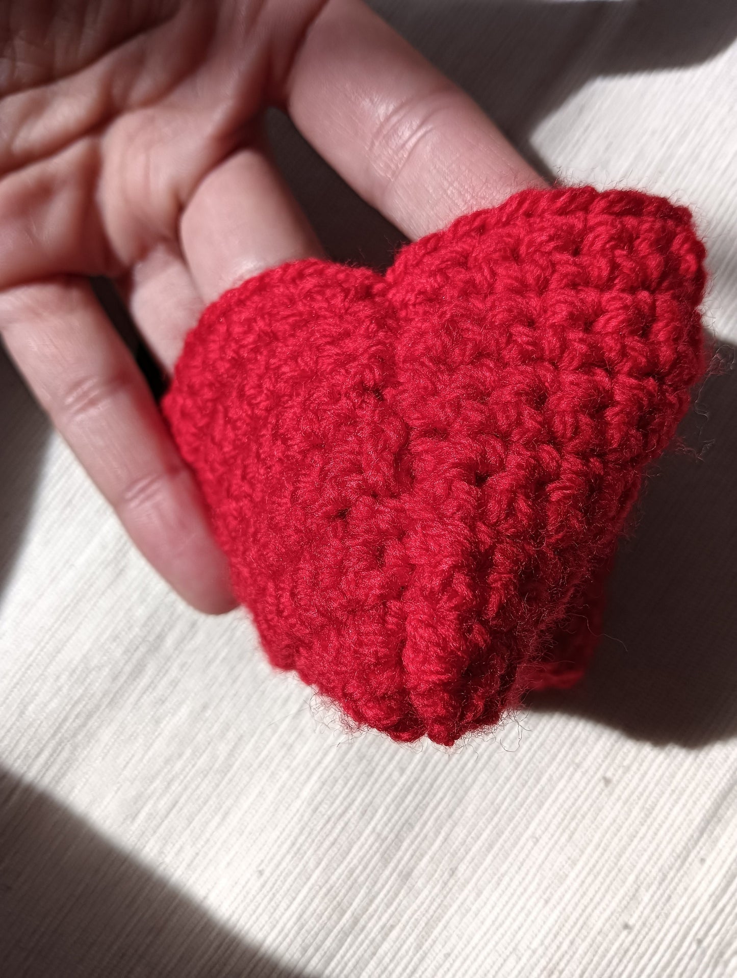 Handmade Apple Crochet Gifts – Wallets, Mug Warmers, Pouches, Laptop Covers – Digital Pattern