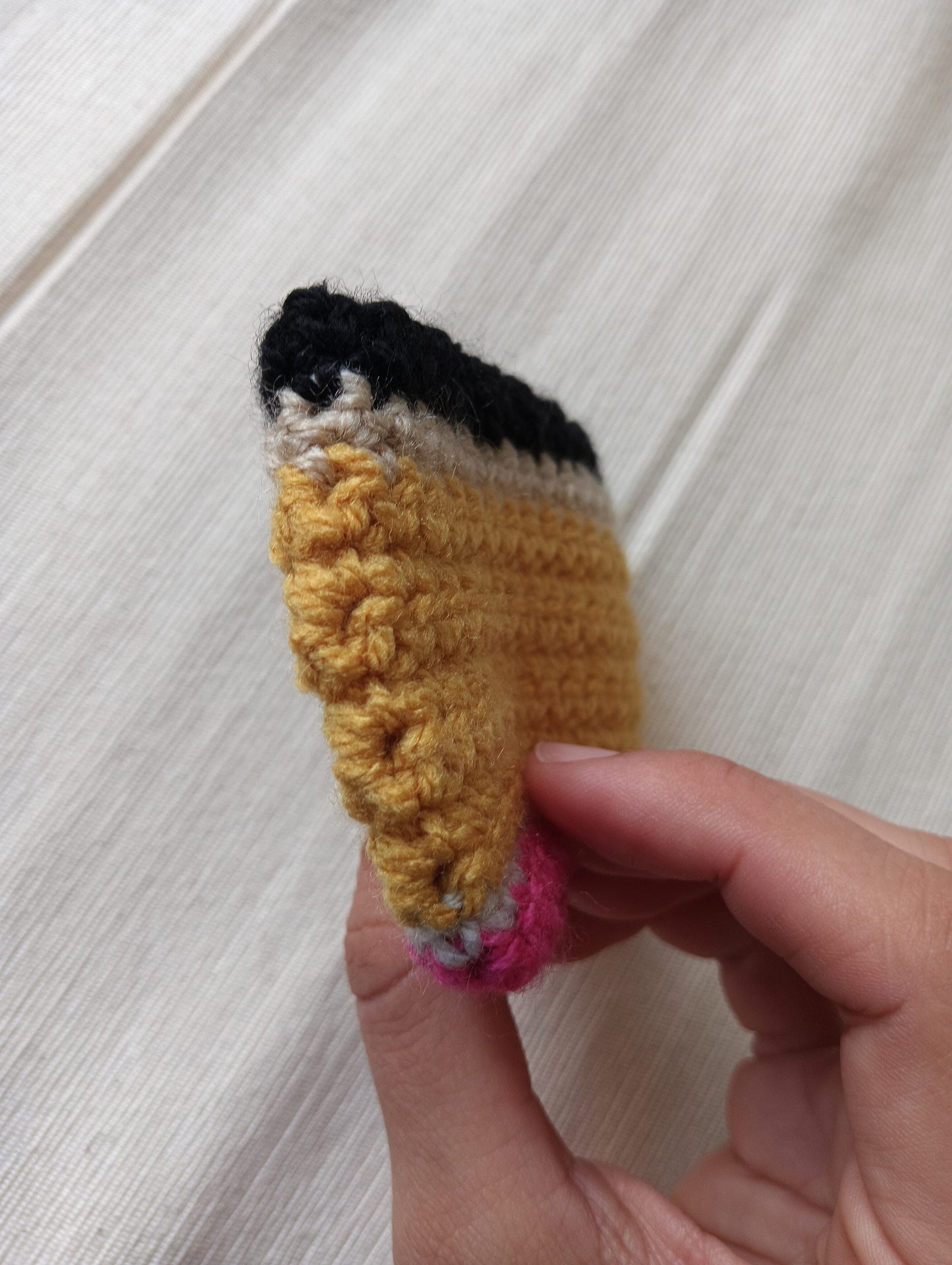 Cadeaux faits main au crochet avec crayon – Portefeuilles, chauffe-tasses, pochettes, housses pour ordinateur portable – Modèles numériques